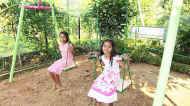 die Mädchen vom Chathura-Kinderheim genießen sorglos ihre Kindheit 