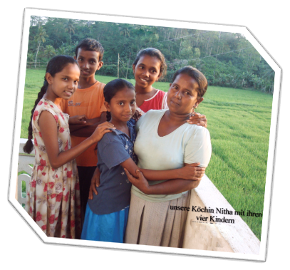 Nitha mit ihren vier Kindern im Jahr 2010 im Chathura-Kinderheim 