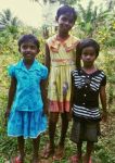 drei neue Mädchen sind im Oktober 2016 ins Chathura-Kinderheim gekommen