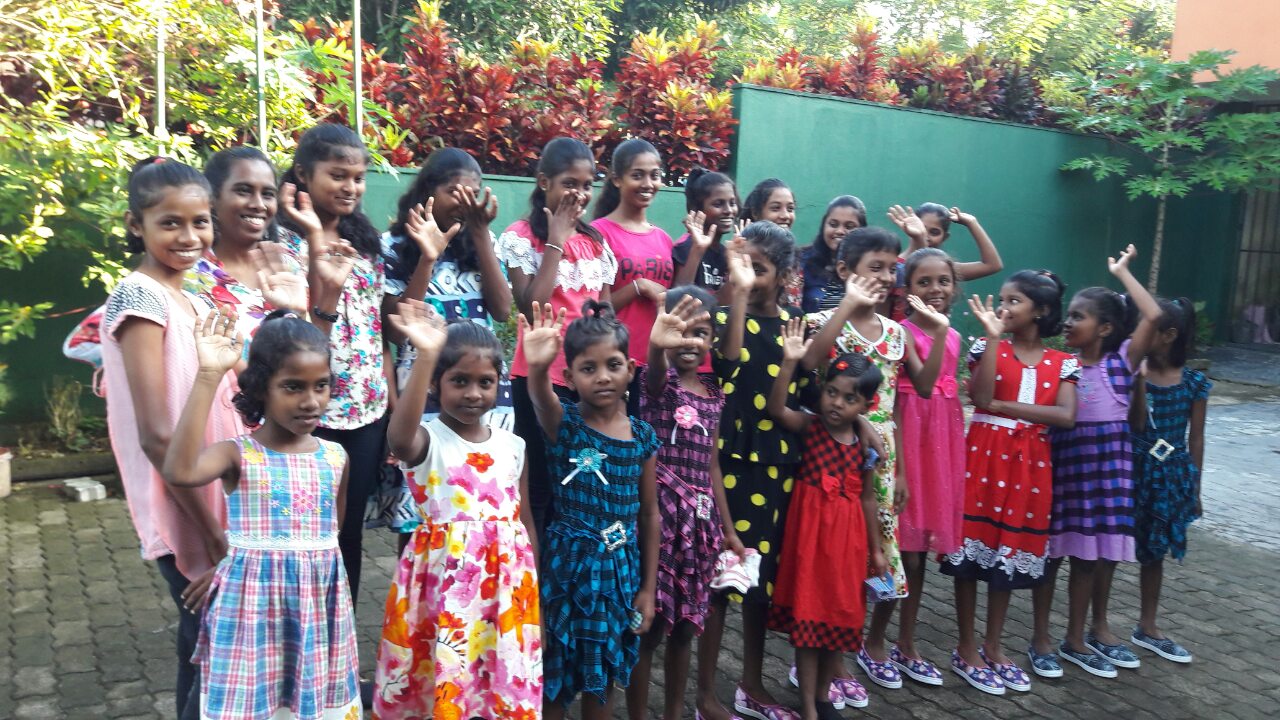 unsere Mädchen im Chathura-Kinderheim Dezember 2019