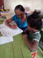 Hausaufgaben am Nachmittag im Chathura-Kinderheim
